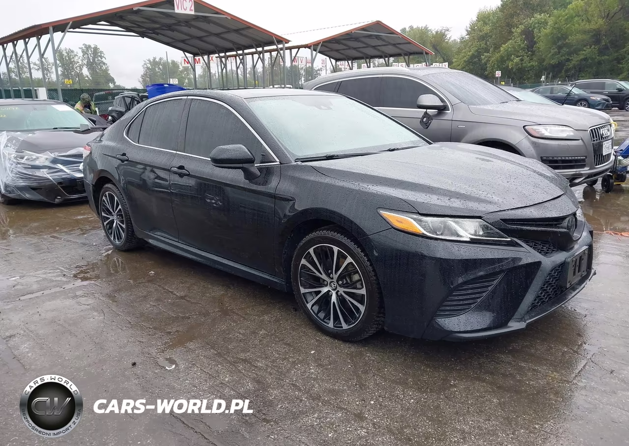2020 Toyota Camry Se – zdjęcie 1 z 19