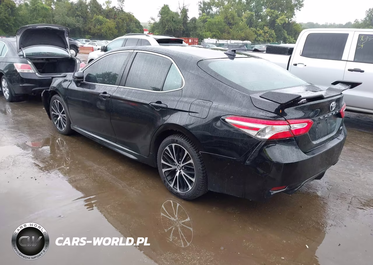 2020 Toyota Camry Se VIN:4T1G11AK1LU872634 - 3