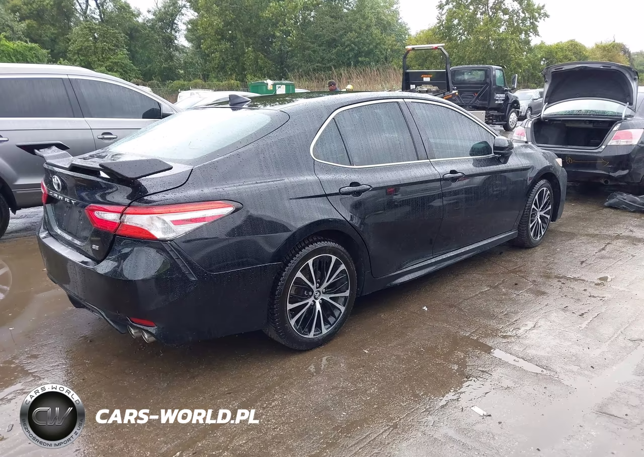 2020 Toyota Camry Se VIN:4T1G11AK1LU872634 - 4