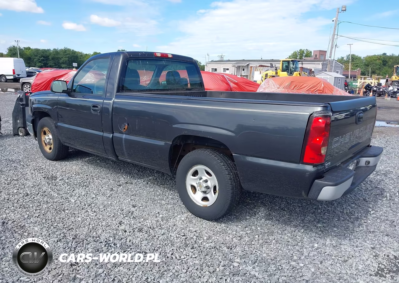 2004 Chevrolet Silverado 1500 Work Truck VIN:1GCEC14V44E108476 - 3