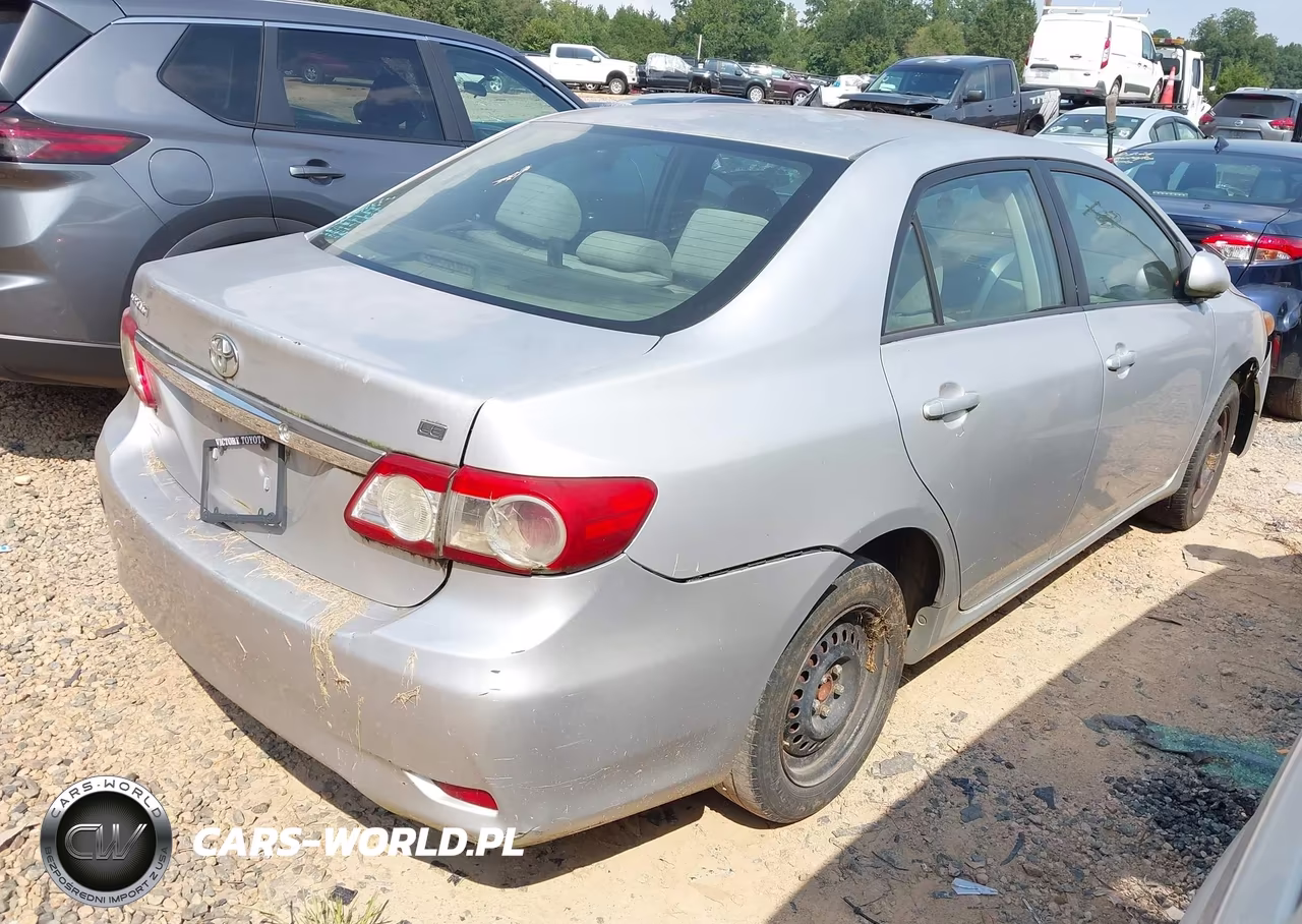 2011 Toyota Corolla Le VIN:2T1BU4EEXBC574025 - 4