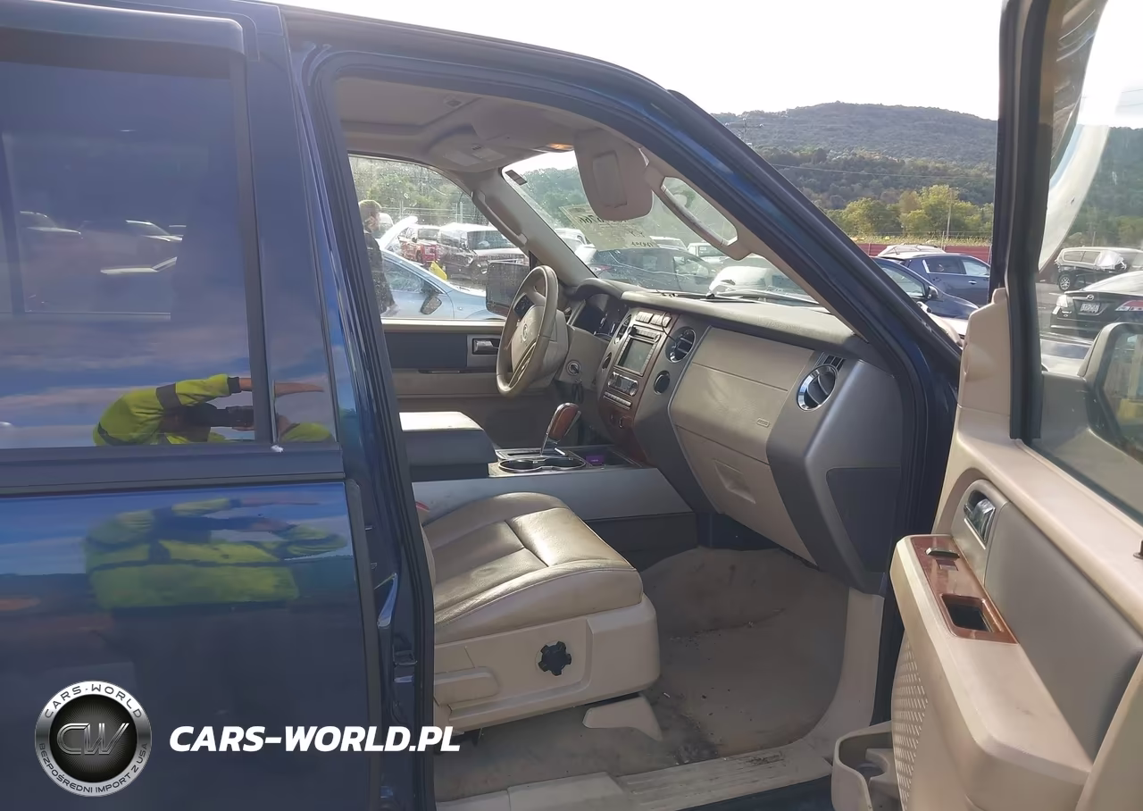 2008 Ford Expedition Eddie Bauer-King Ranch VIN:1FMFU185X8LA35493 - 5