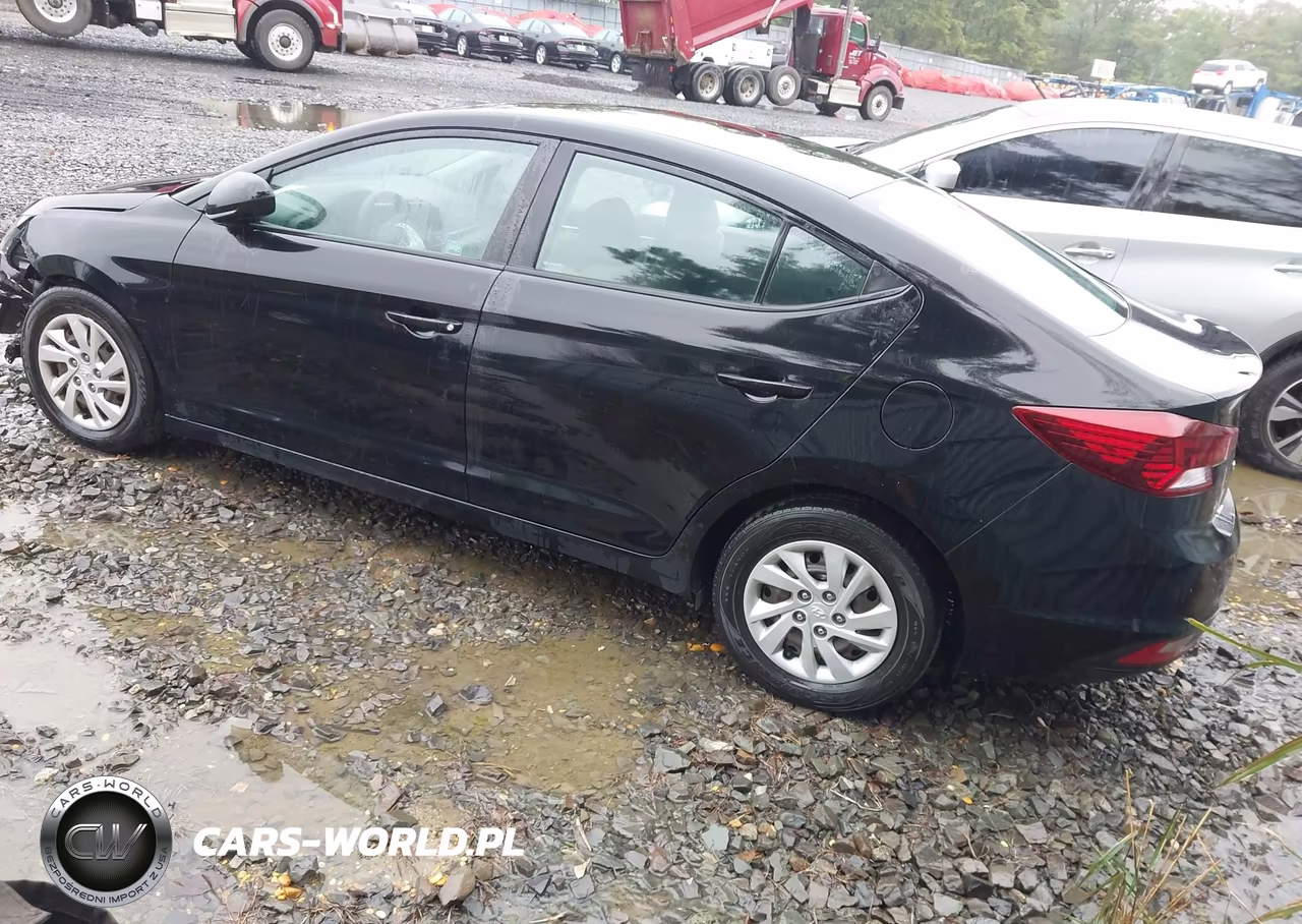 2019 Hyundai Elantra Se VIN:5NPD74LF7KH497199 - 3