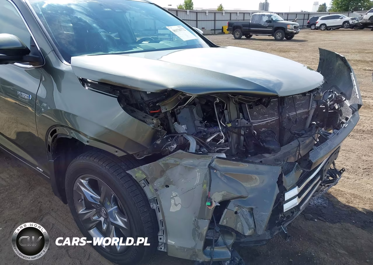 2019 Toyota Highlander Hybrid Limited Platinum VIN:5TDDGRFHXKS065727 - 18