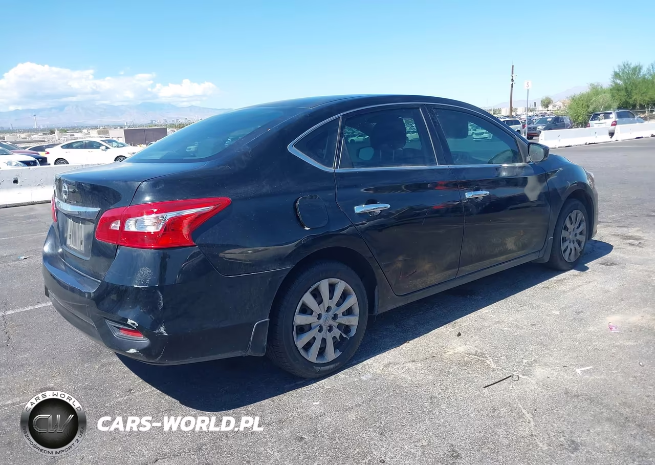 2017 Nissan Sentra S VIN:3N1AB7AP7HY351088 - 4