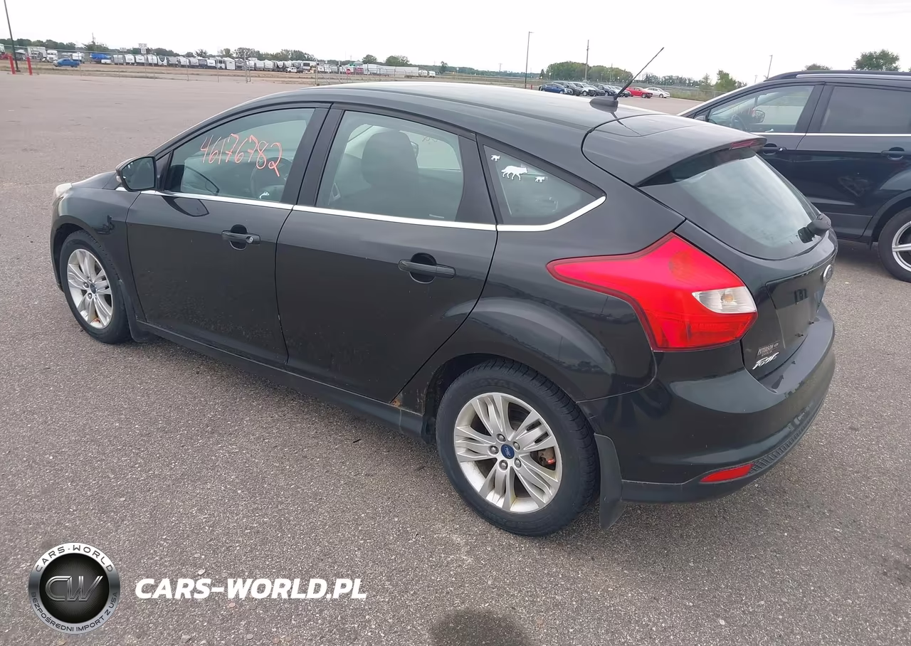 2012 Ford Focus Sel VIN:1FAHP3M27CL451401 - 3