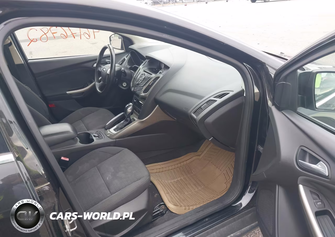 2012 Ford Focus Sel VIN:1FAHP3M27CL451401 - 5