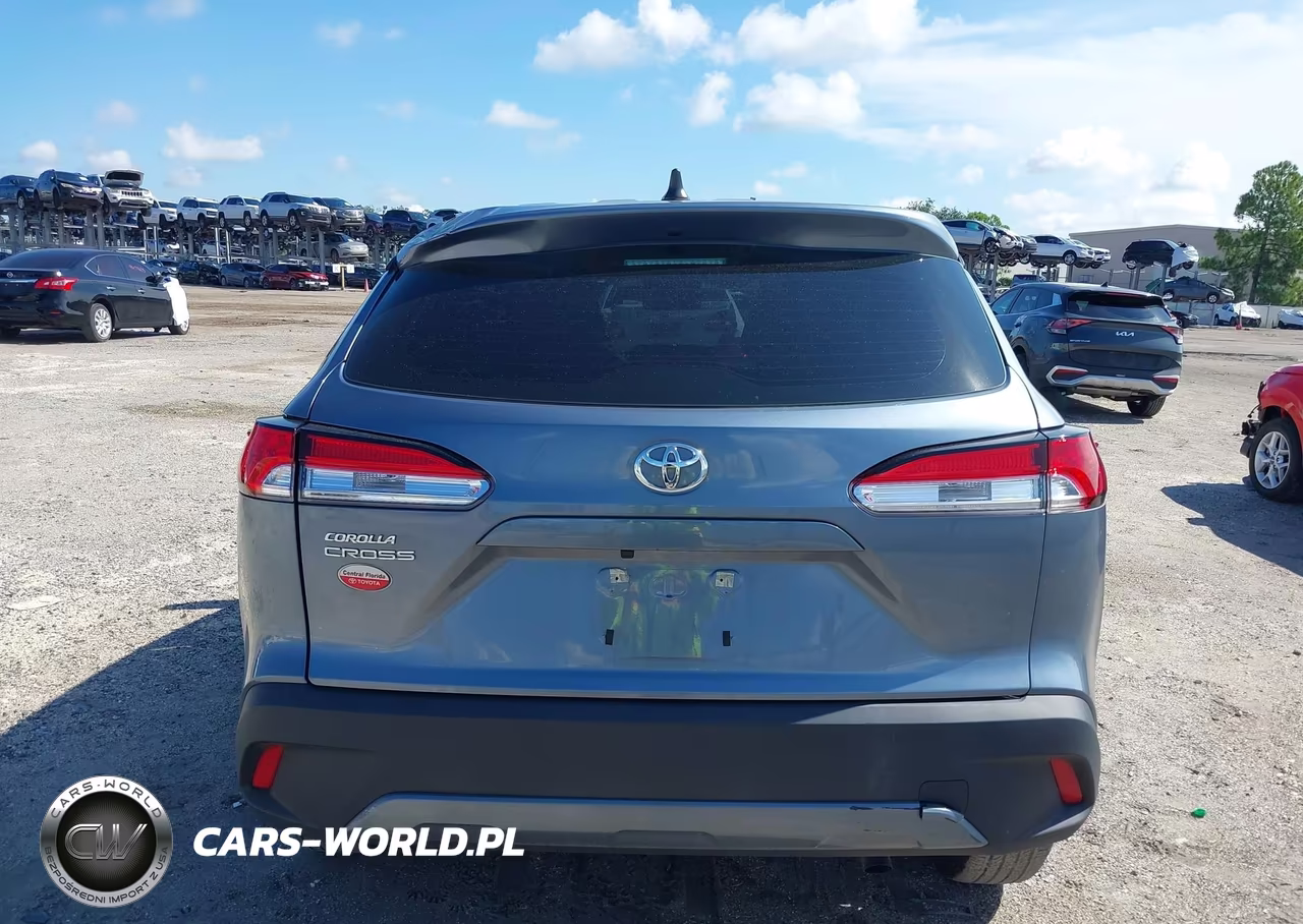 2025 Toyota Corolla Cross L VIN:7MUAAAAG4SV134857 - 16
