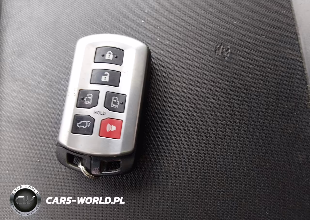 2011 Toyota Sienna Limited VIN:5TDDK3DC7BS019033 - 11