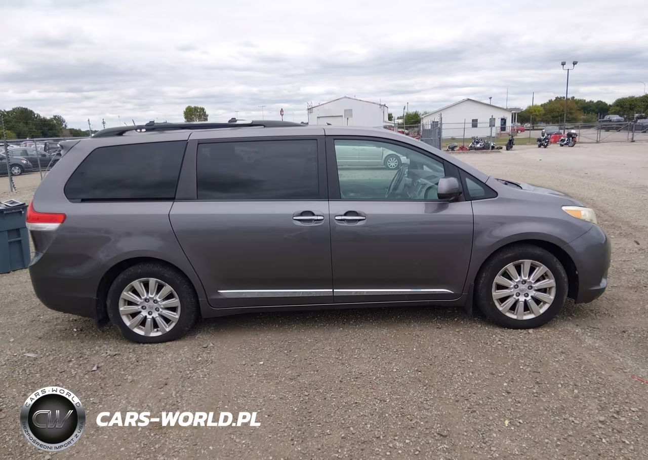 2011 Toyota Sienna Limited VIN:5TDDK3DC7BS019033 - 13