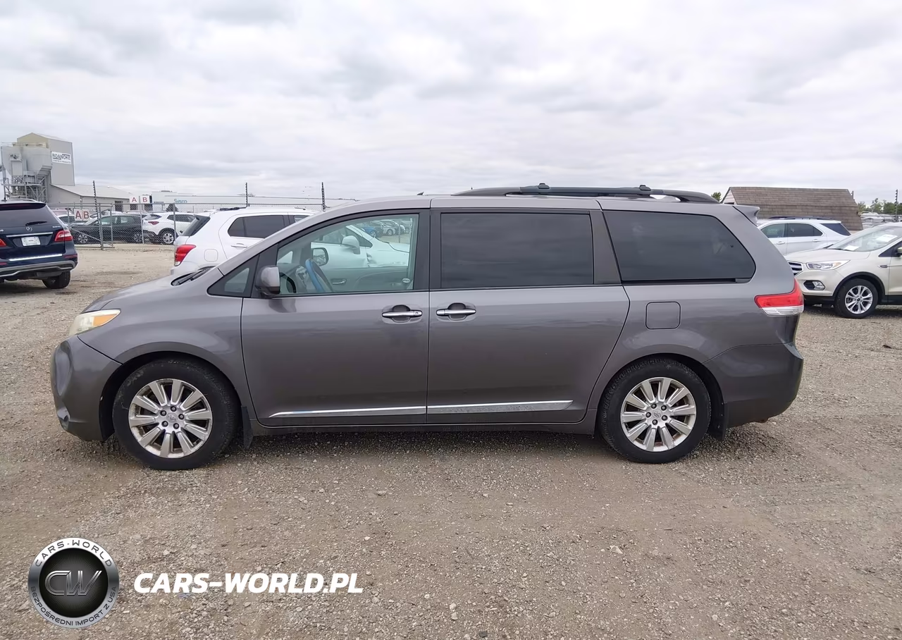 2011 Toyota Sienna Limited VIN:5TDDK3DC7BS019033 - 14