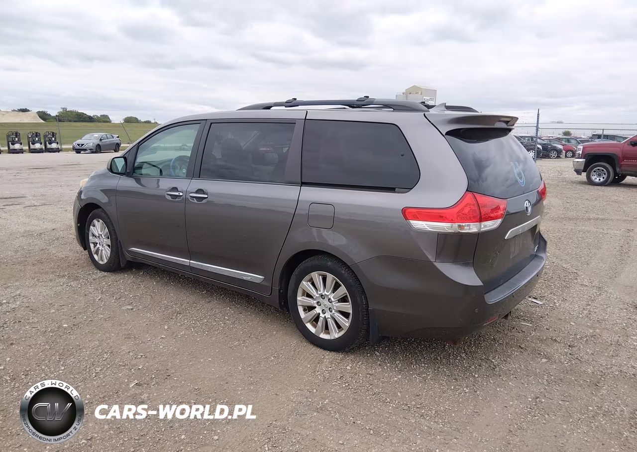 2011 Toyota Sienna Limited VIN:5TDDK3DC7BS019033 - 3