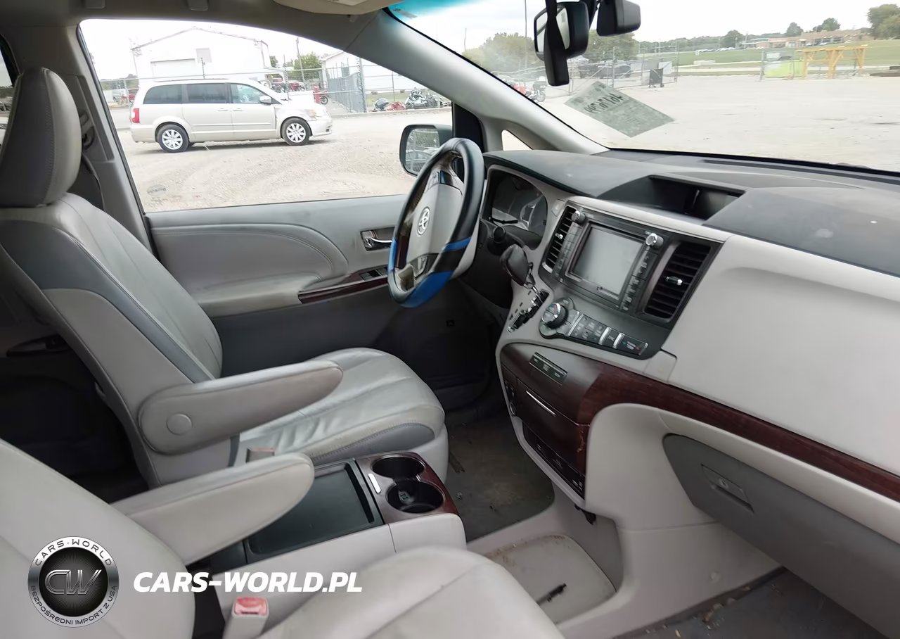 2011 Toyota Sienna Limited VIN:5TDDK3DC7BS019033 - 5