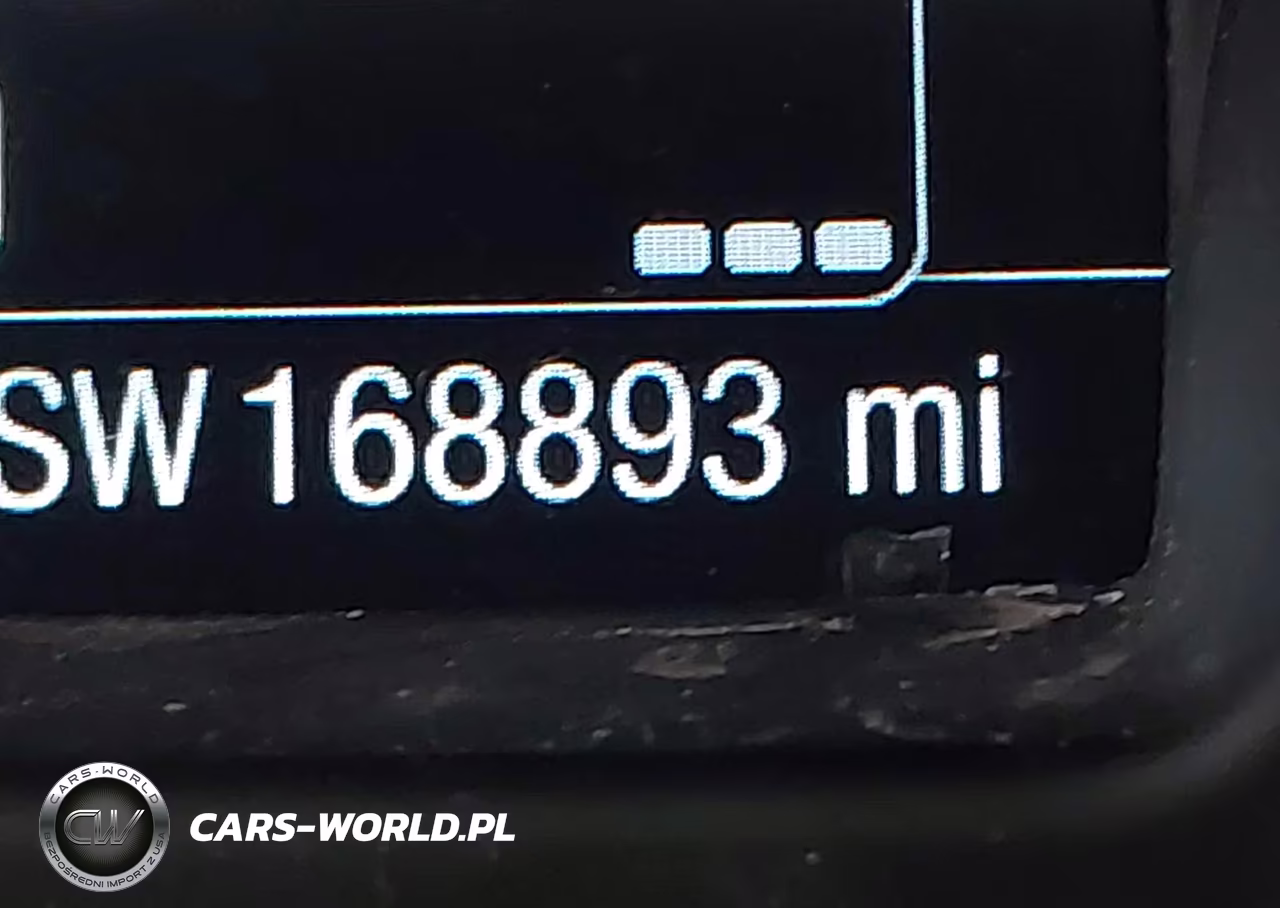 2014 Ford Focus Titanium VIN:1FADP3J21EL438763 - 16