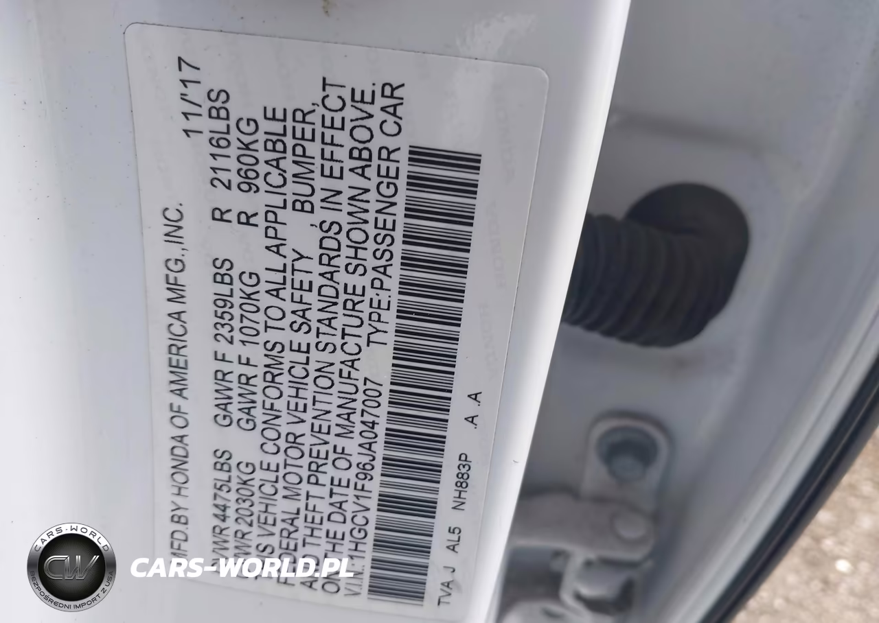 2018 Honda Accord Touring VIN:1HGCV1F96JA047007 - 9