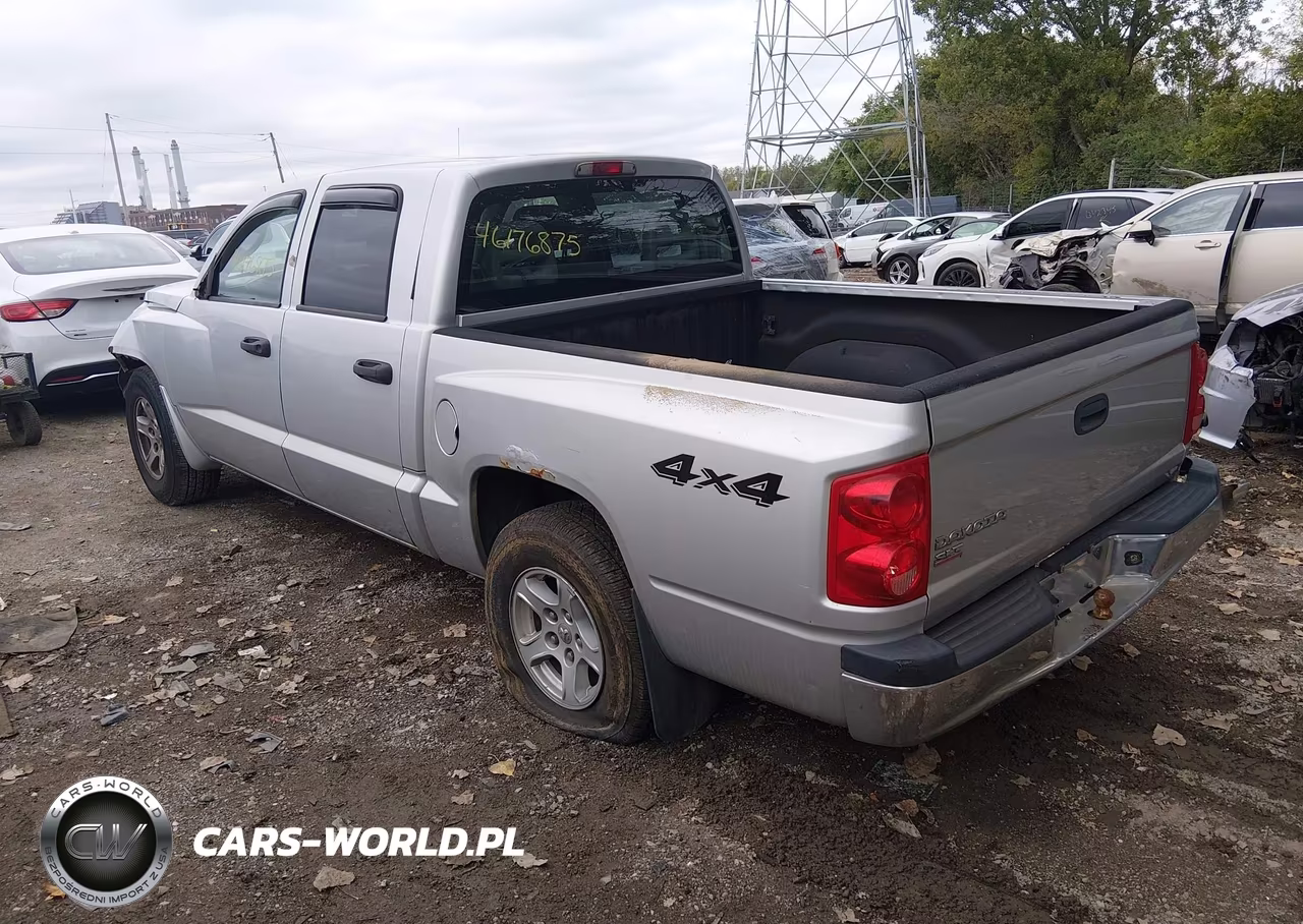 2005 Dodge Dakota Slt VIN:1D7HW48KX5S277805 - 3