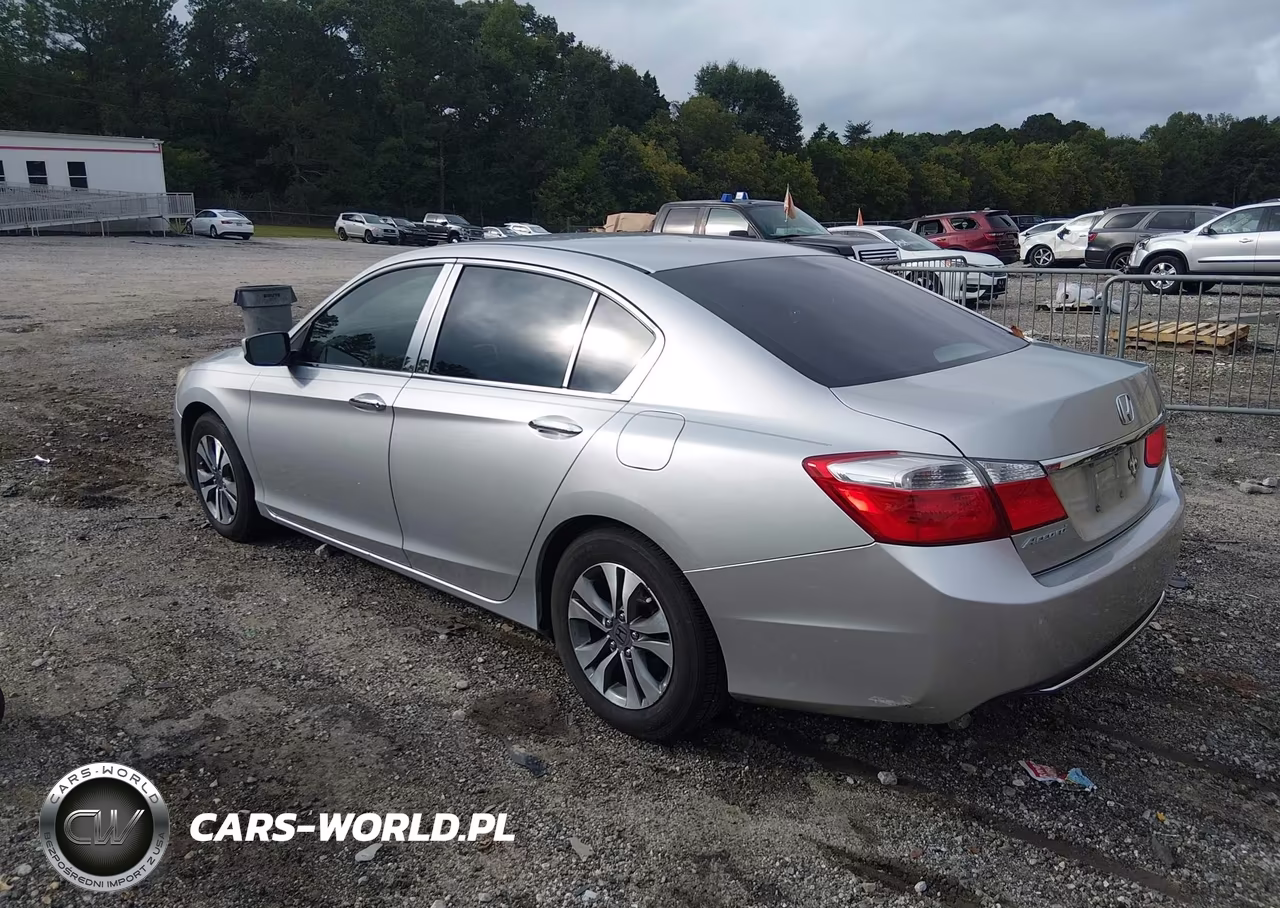 2013 Honda Accord Lx VIN:1HGCR2F35DA141647 - 3