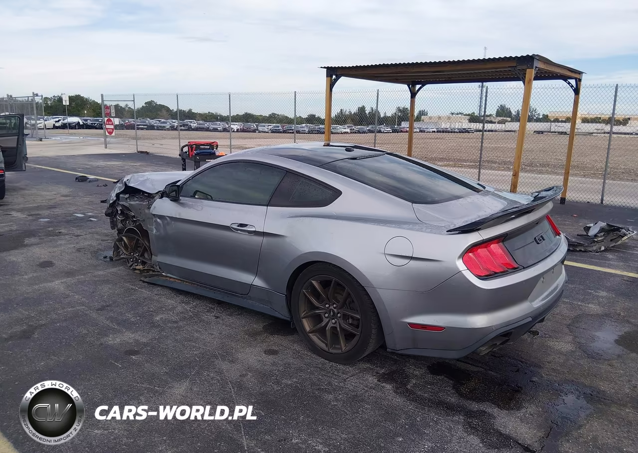 2020 Ford Mustang Gt Fastback VIN:1FA6P8CF4L5132860 - 3