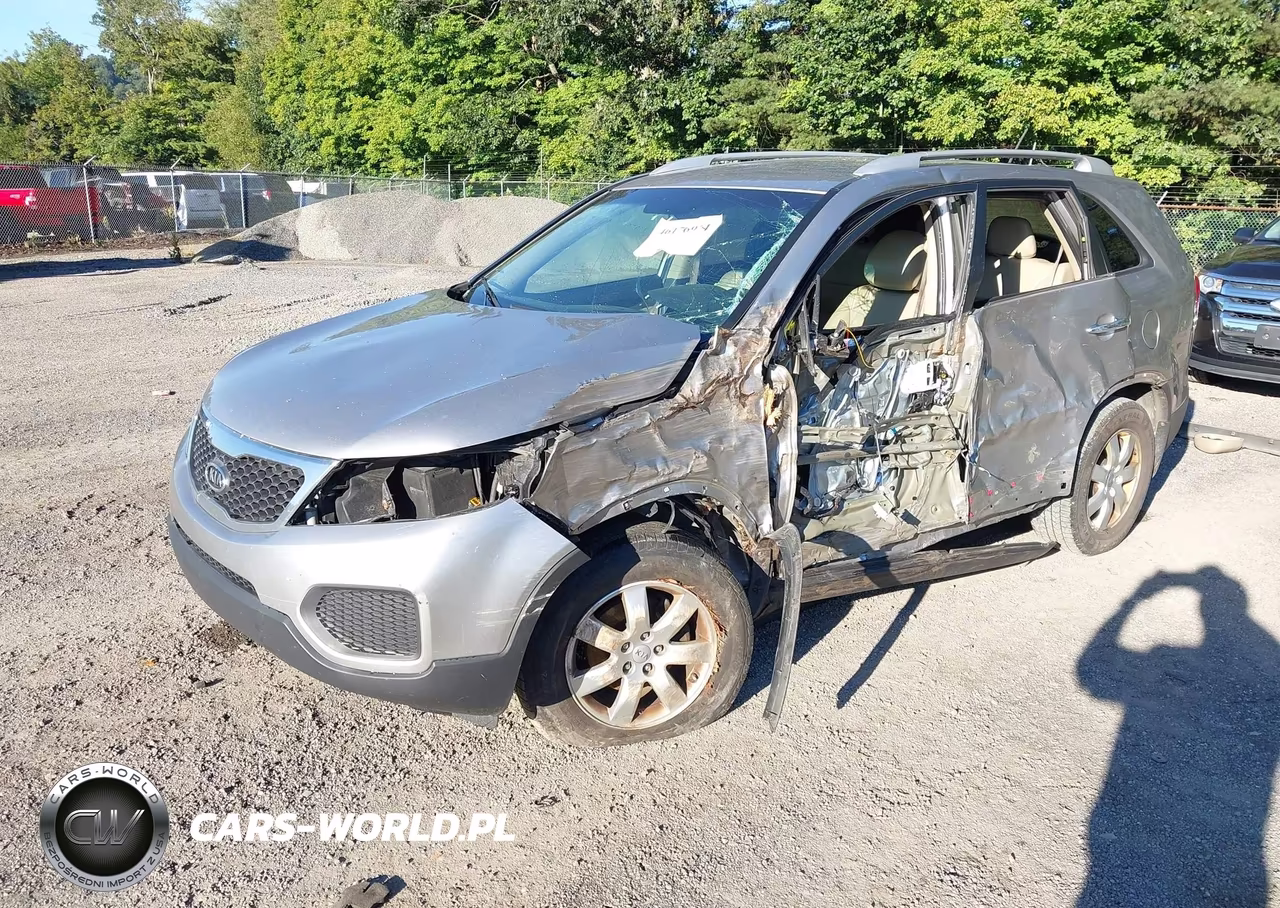 2013 Kia Sorento Lx V6 VIN:5XYKTDA22DG421340 - 2