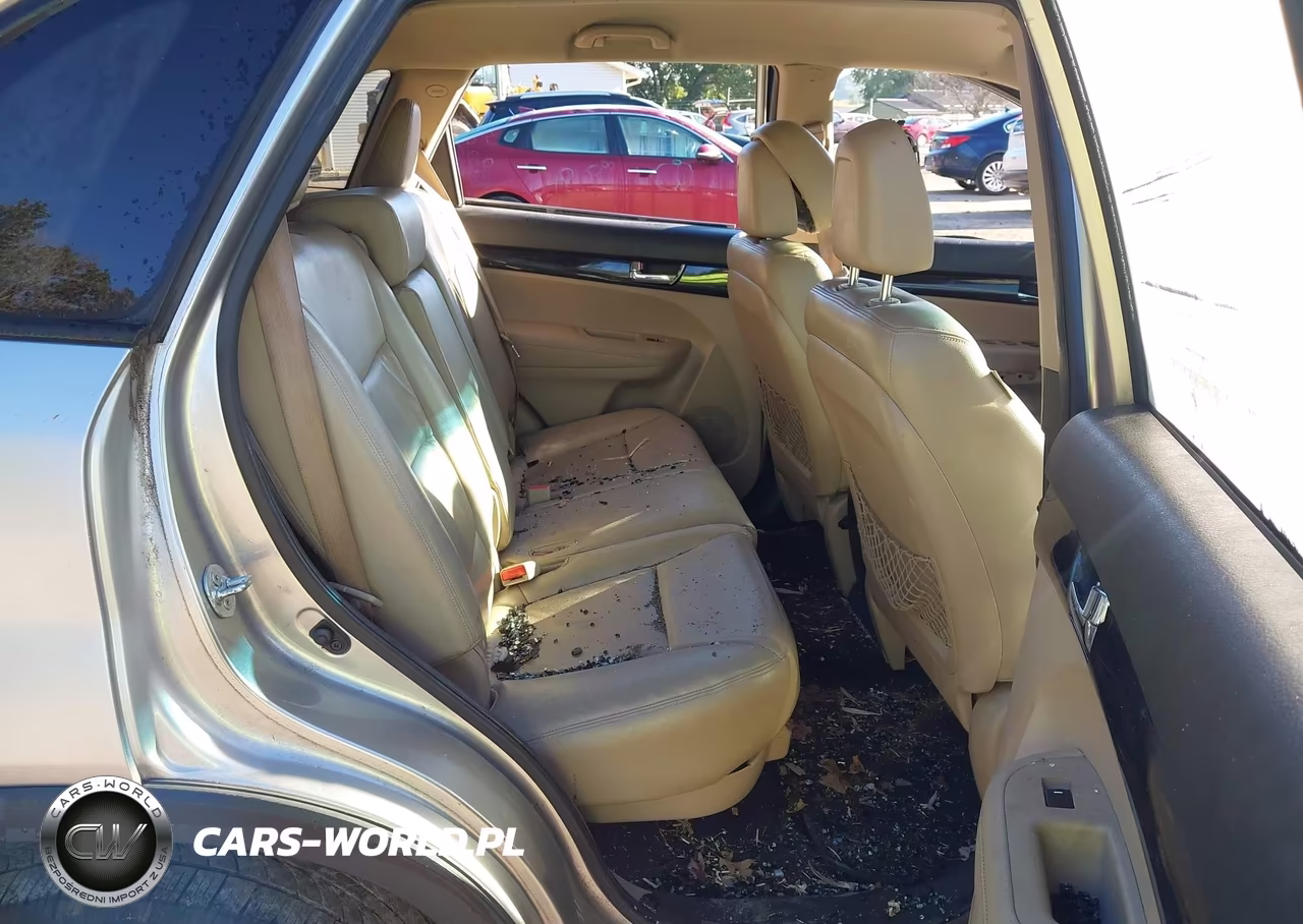 2013 Kia Sorento Lx V6 VIN:5XYKTDA22DG421340 - 8