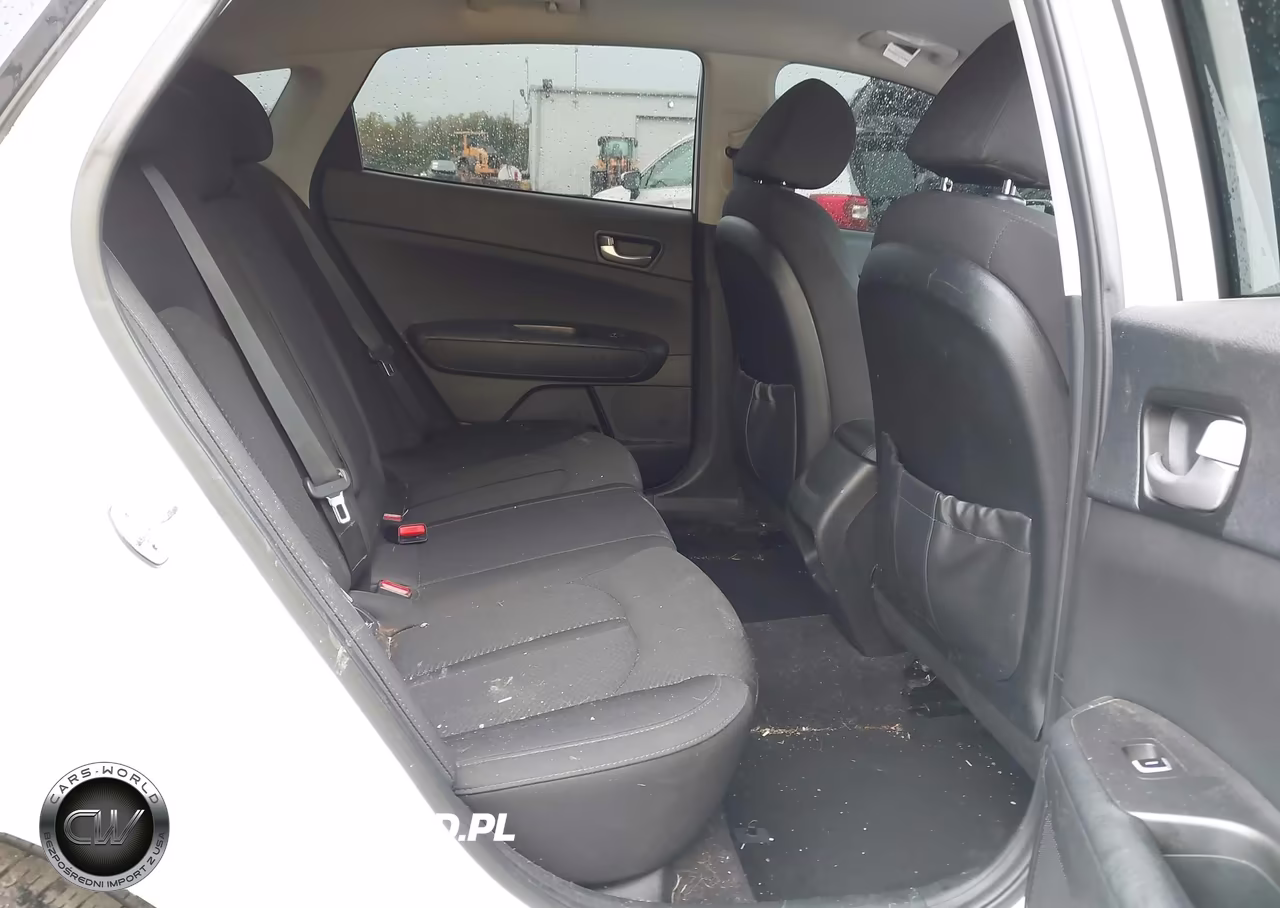 2017 Kia Optima Lx VIN:5XXGT4L39HG156633 - 8