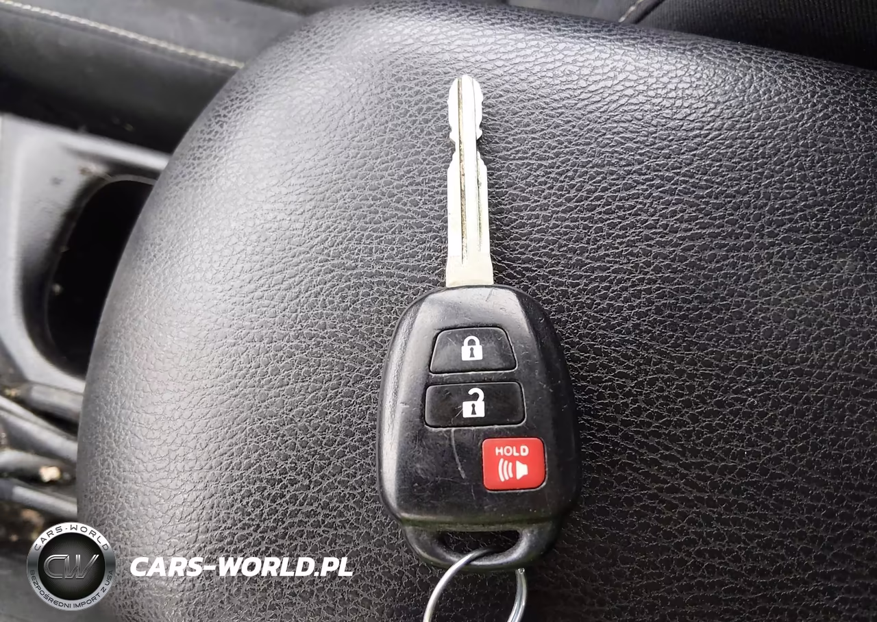 2018 Toyota Rav4 Xle VIN:2T3RFREV7JW706037 - 11