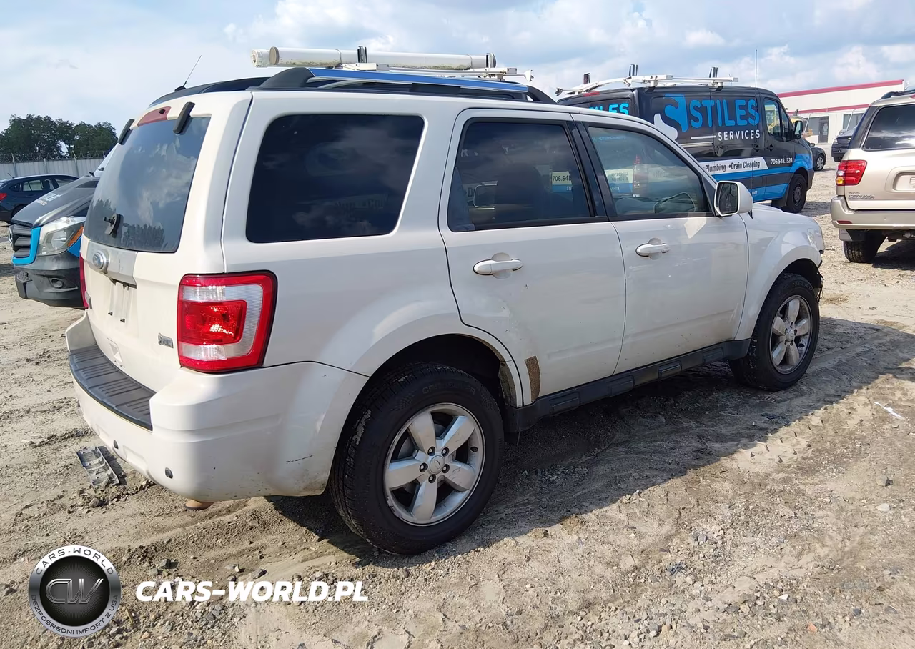 2010 Ford Escape Limited VIN:1FMCU0EG2AKB61054 - 4