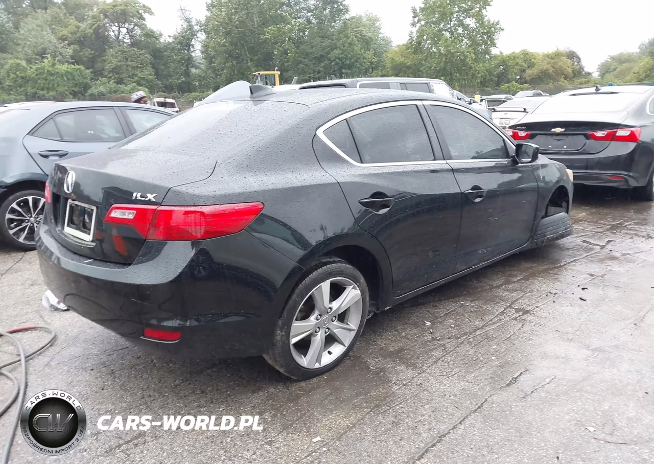 2013 Acura Ilx 2.0L VIN:19VDE1F55DE016809 - 4