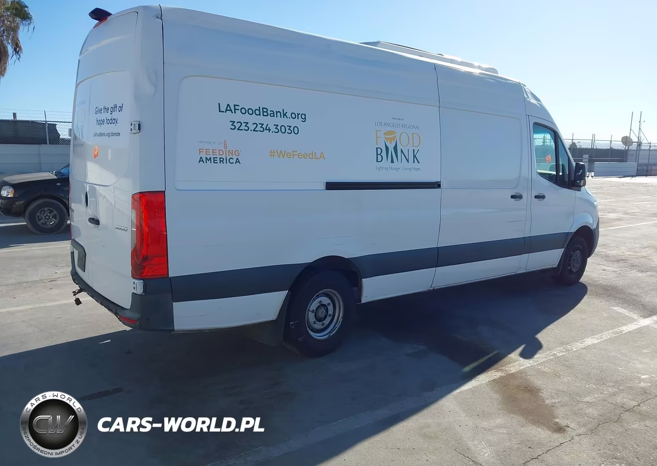 2019 Mercedes-Benz Sprinter 3500 High Roof V6 VIN:WD4PF1CD4KP103326 - 4