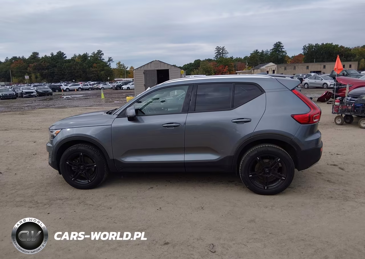 2019 Volvo Xc40 T5 Momentum VIN:YV4162UKXK2139146 - 14