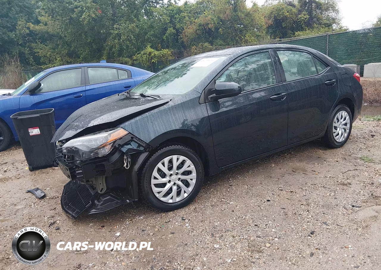 2018 Toyota Corolla Le VIN:5YFBURHEXJP818313 - 2