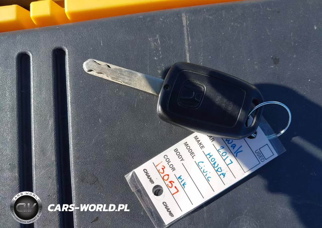 2017 Honda Civic Sport VIN:SHHFK7G40HU205125 - 11