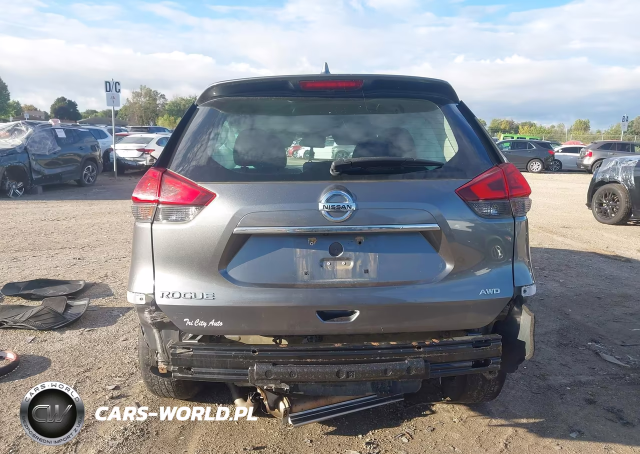 2017 Nissan Rogue S VIN:5N1AT2MV2HC817554 - 17