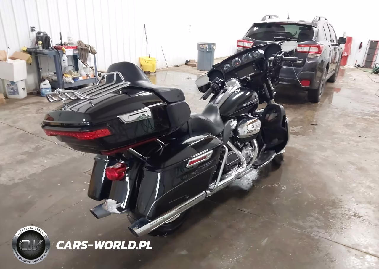2017 Harley-Davidson Flhtk Ultra Limited VIN:1HD1KED1XHB657787 - 4