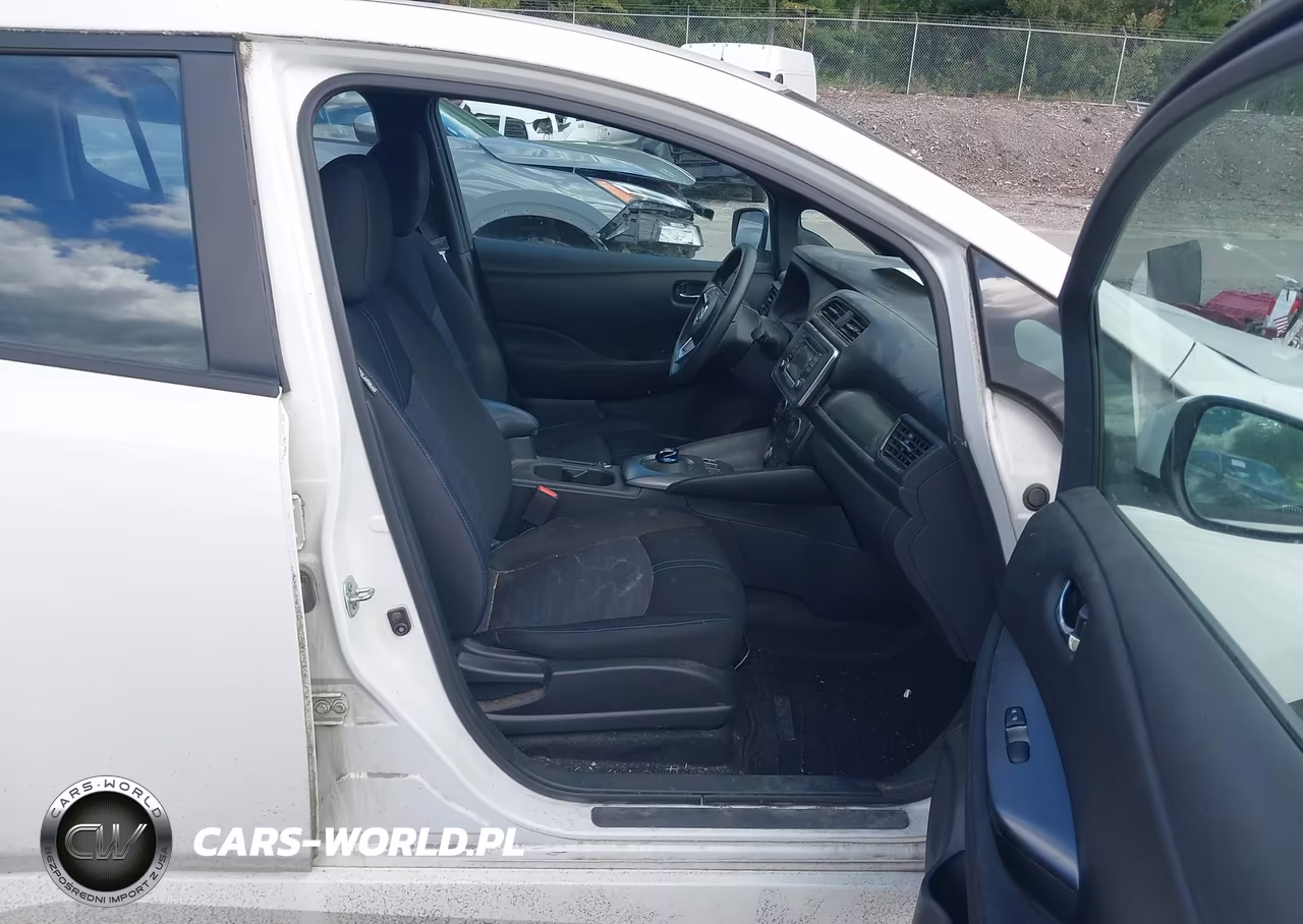 2019 Nissan Leaf S VIN:1N4AZ1CP0KC310634 - 5