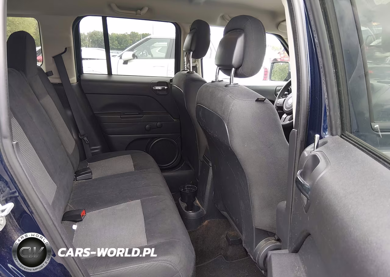 2015 Jeep Patriot Sport VIN:1C4NJPBB5FD319079 - 8