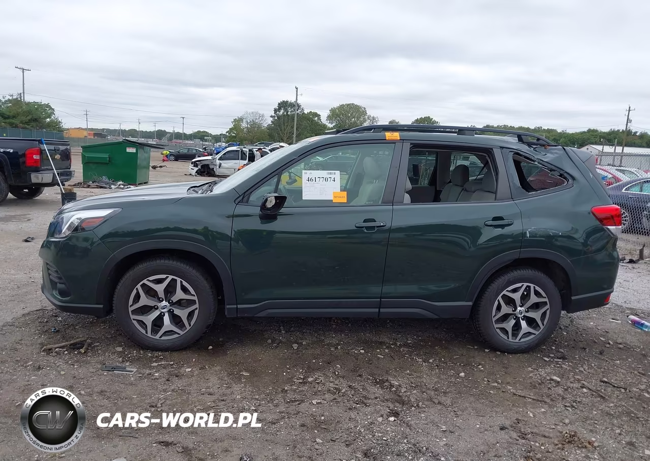 2022 Subaru Forester Premium VIN:JF2SKAEC4NH404392 - 14
