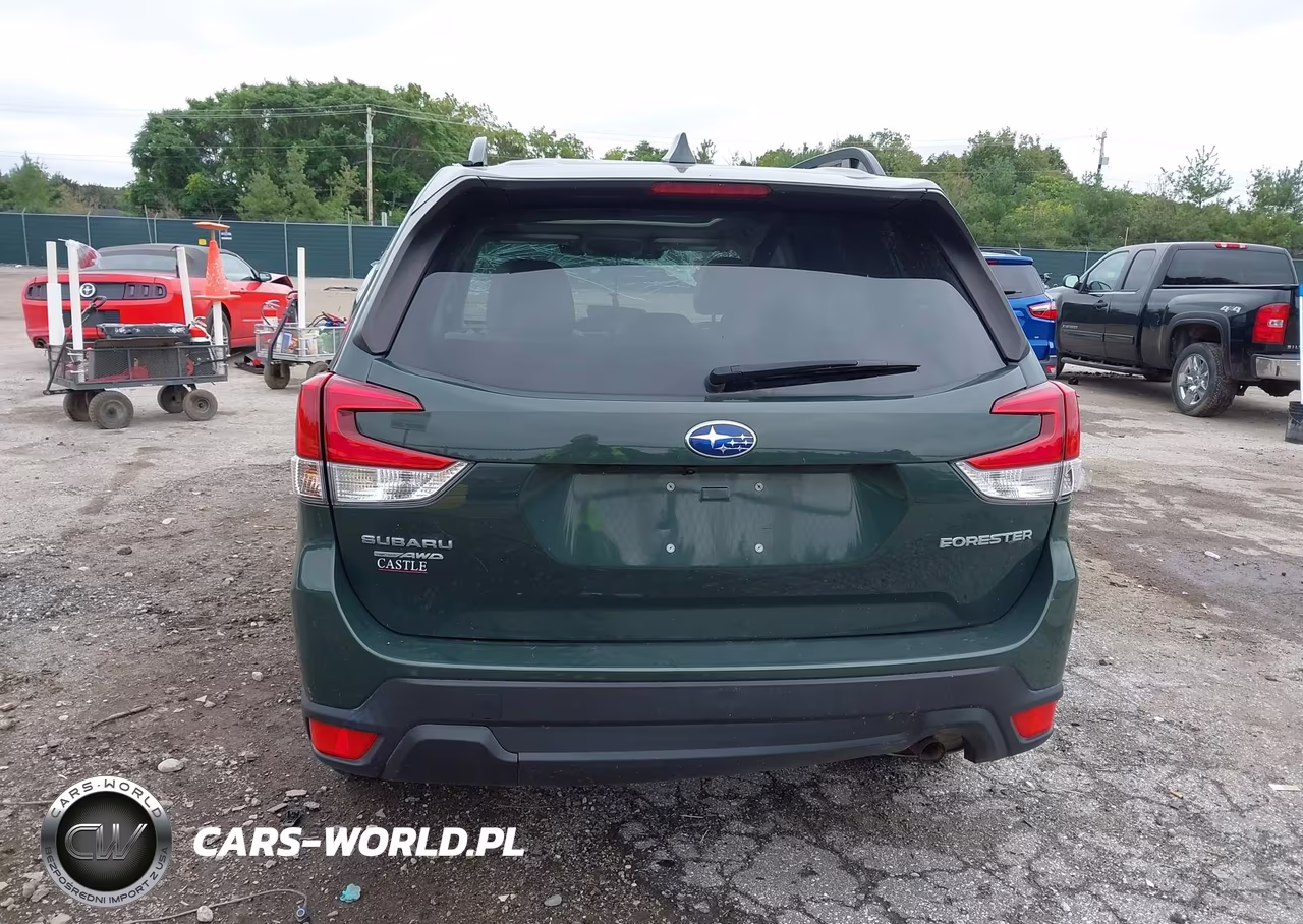 2022 Subaru Forester Premium VIN:JF2SKAEC4NH404392 - 16