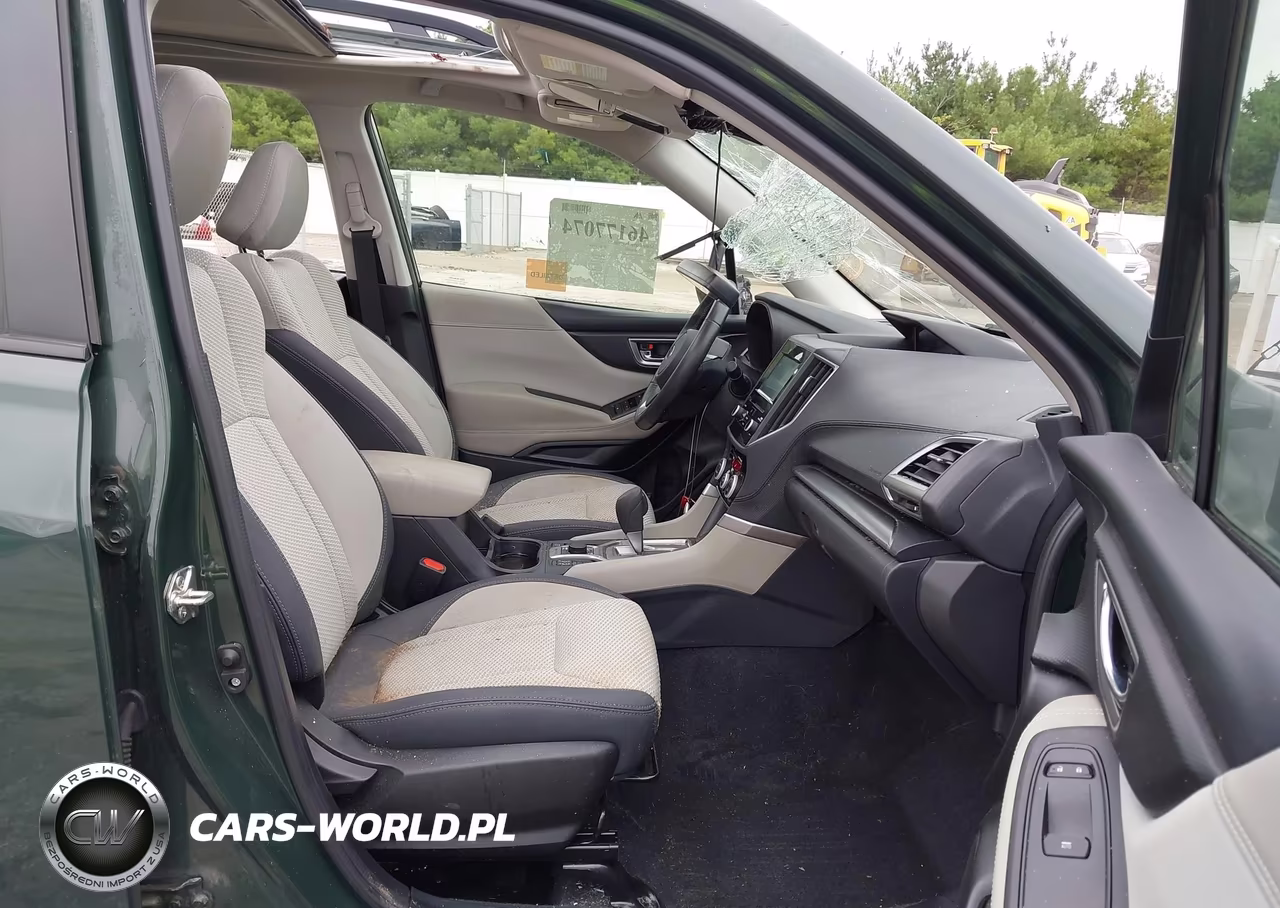 2022 Subaru Forester Premium VIN:JF2SKAEC4NH404392 - 5