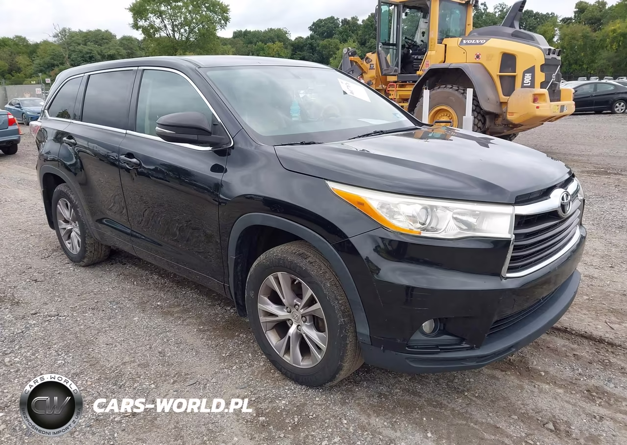 2014 Toyota Highlander Le Plus V6