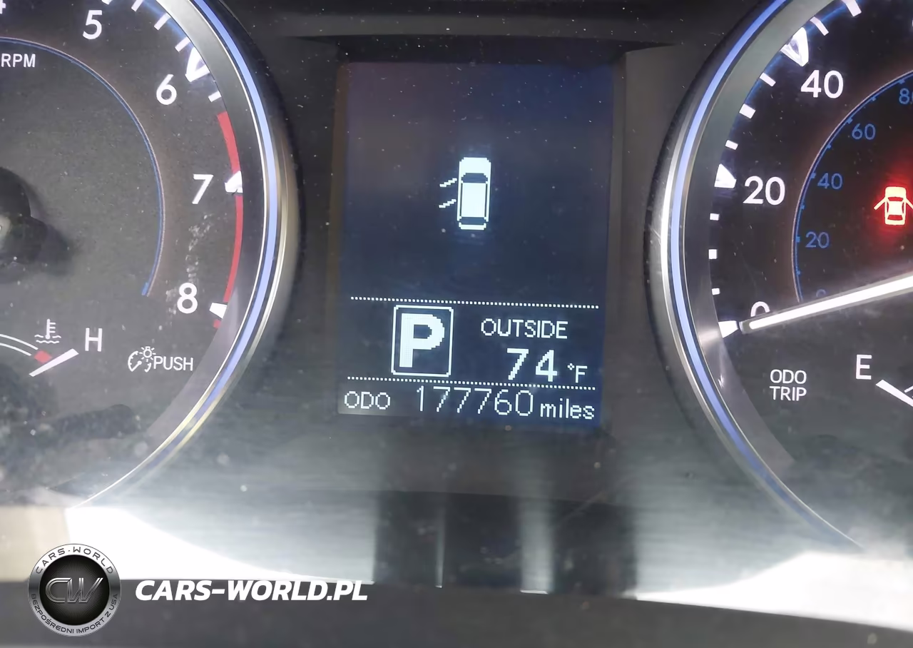 2014 Toyota Highlander Le Plus V6 VIN:5TDBKRFH1ES057977 - 15