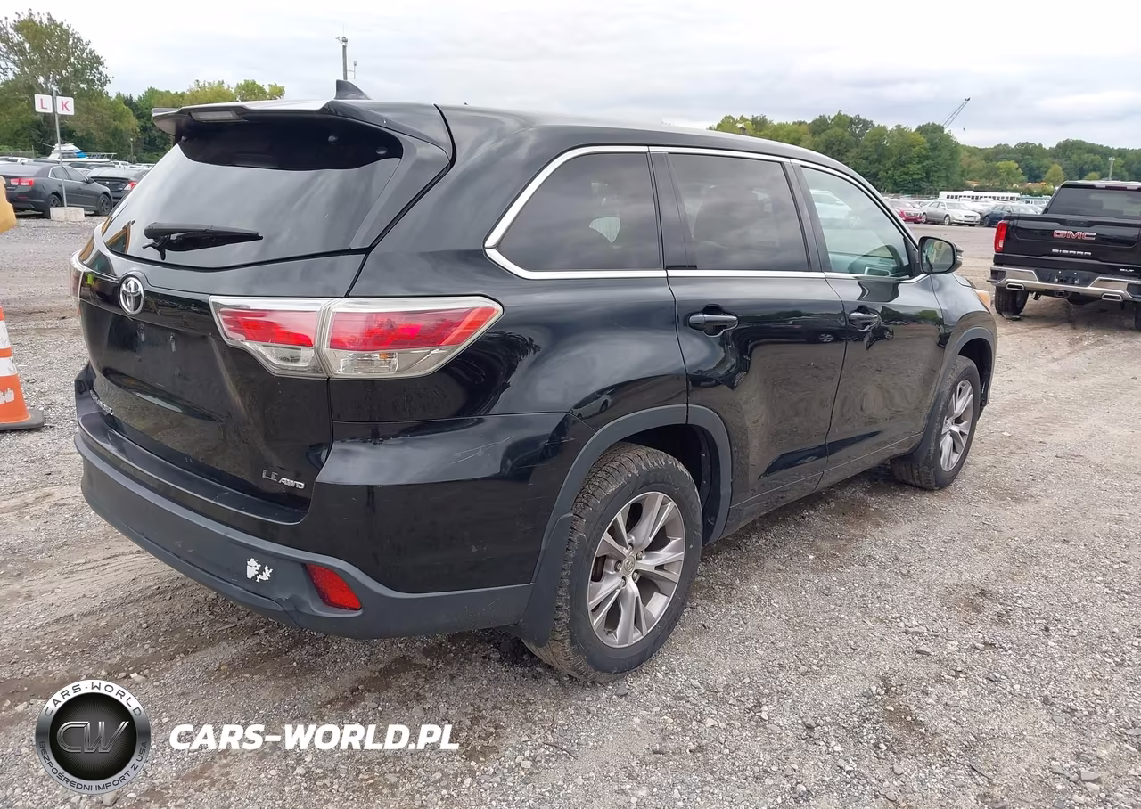 2014 Toyota Highlander Le Plus V6 VIN:5TDBKRFH1ES057977 - 4