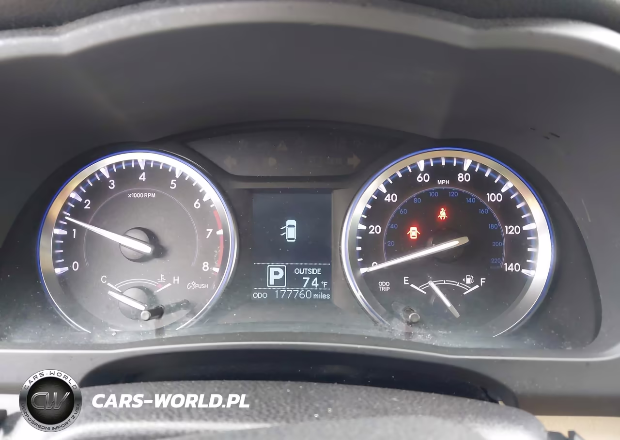 2014 Toyota Highlander Le Plus V6 VIN:5TDBKRFH1ES057977 - 7