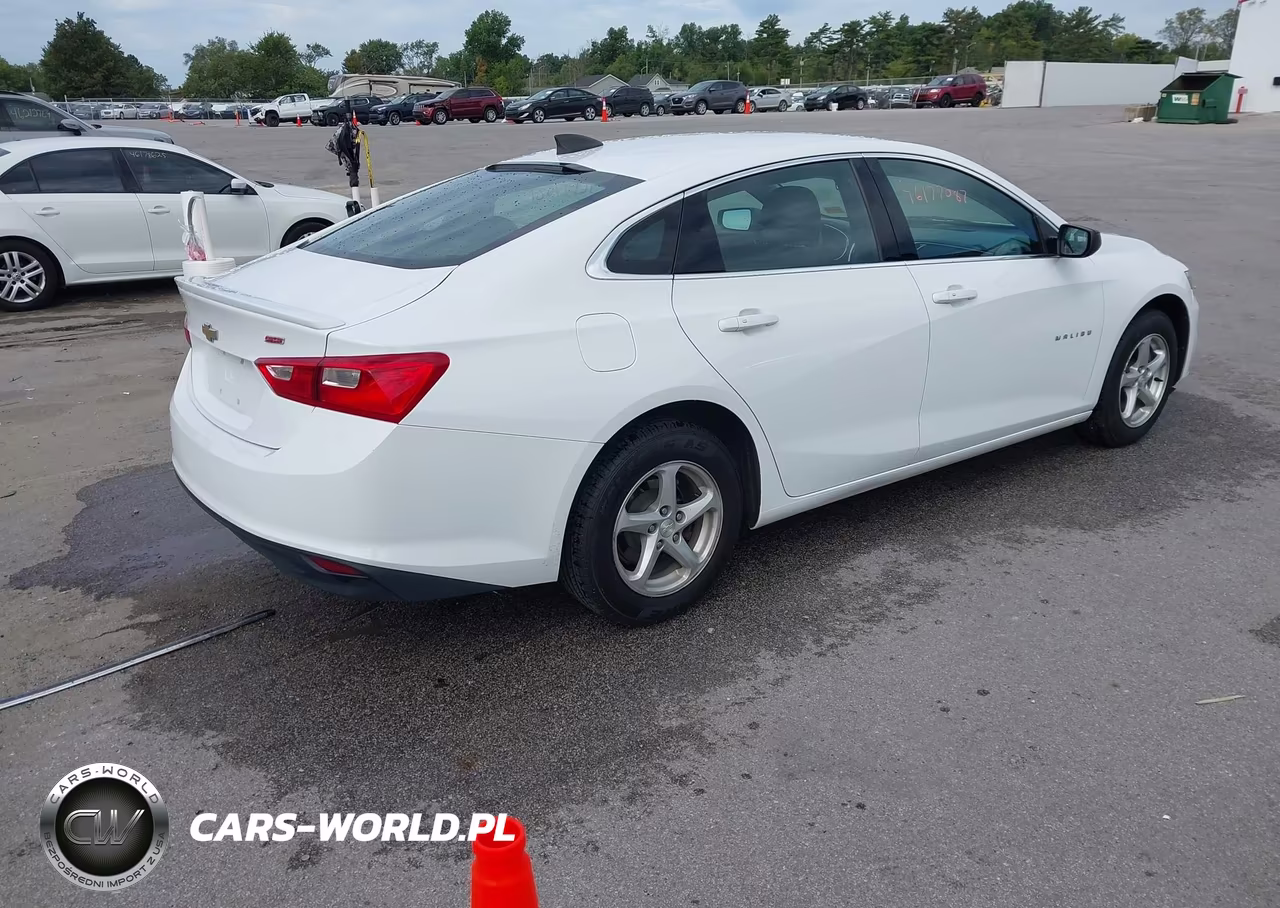2017 Chevrolet Malibu Ls VIN:1G1ZB5ST8HF201877 - 4