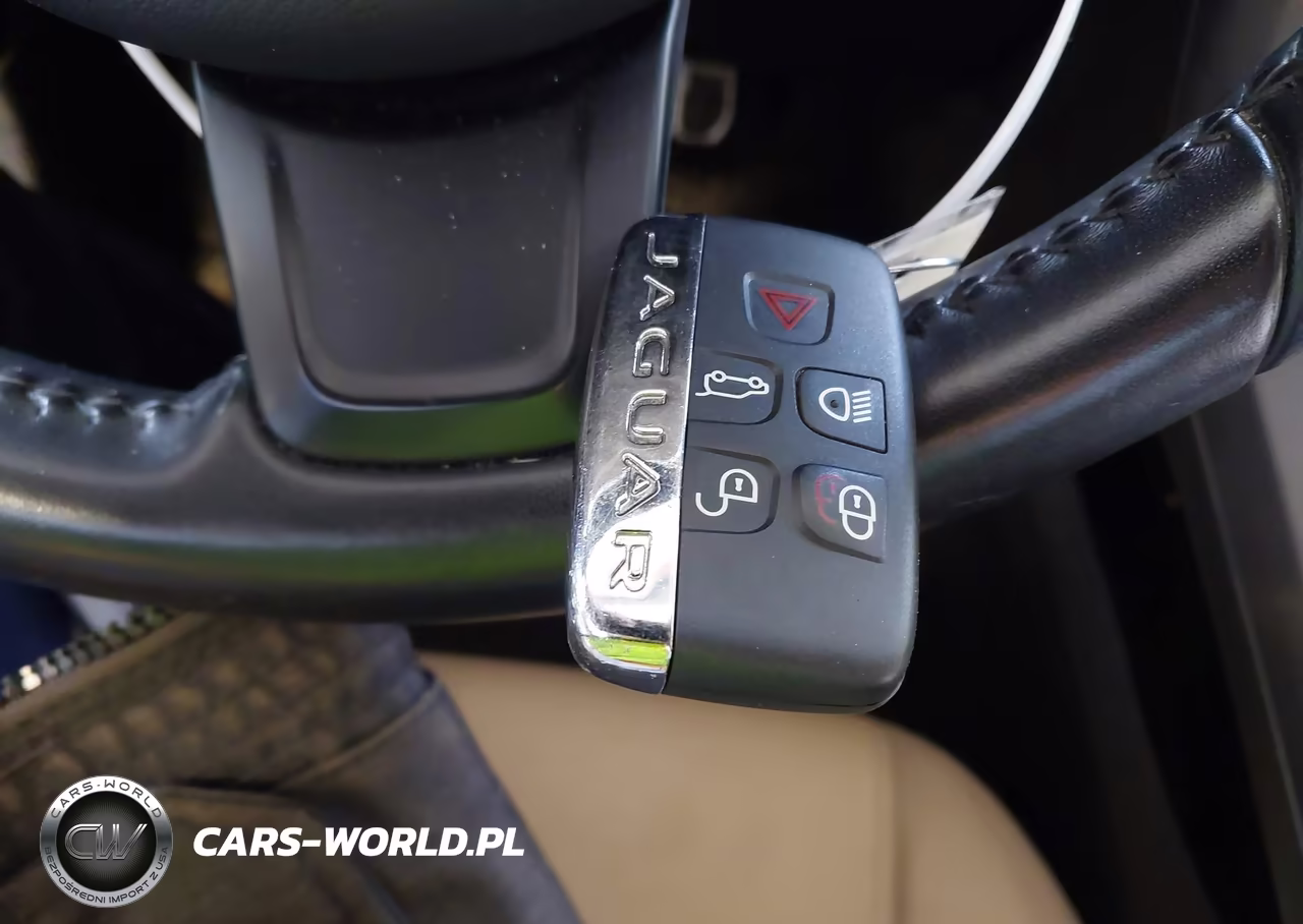 2019 Jaguar F-Pace 20D Premium VIN:SADCJ2FN2KA612260 - 11