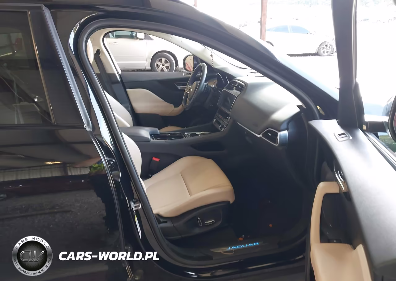 2019 Jaguar F-Pace 20D Premium VIN:SADCJ2FN2KA612260 - 5