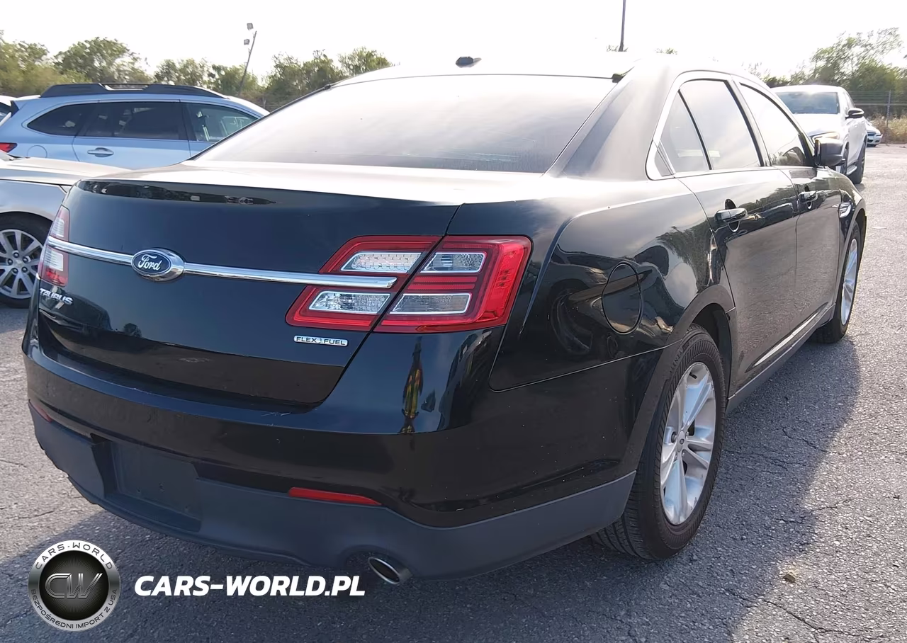 2016 Ford Taurus Se VIN:1FAHP2D88GC132148 - 4