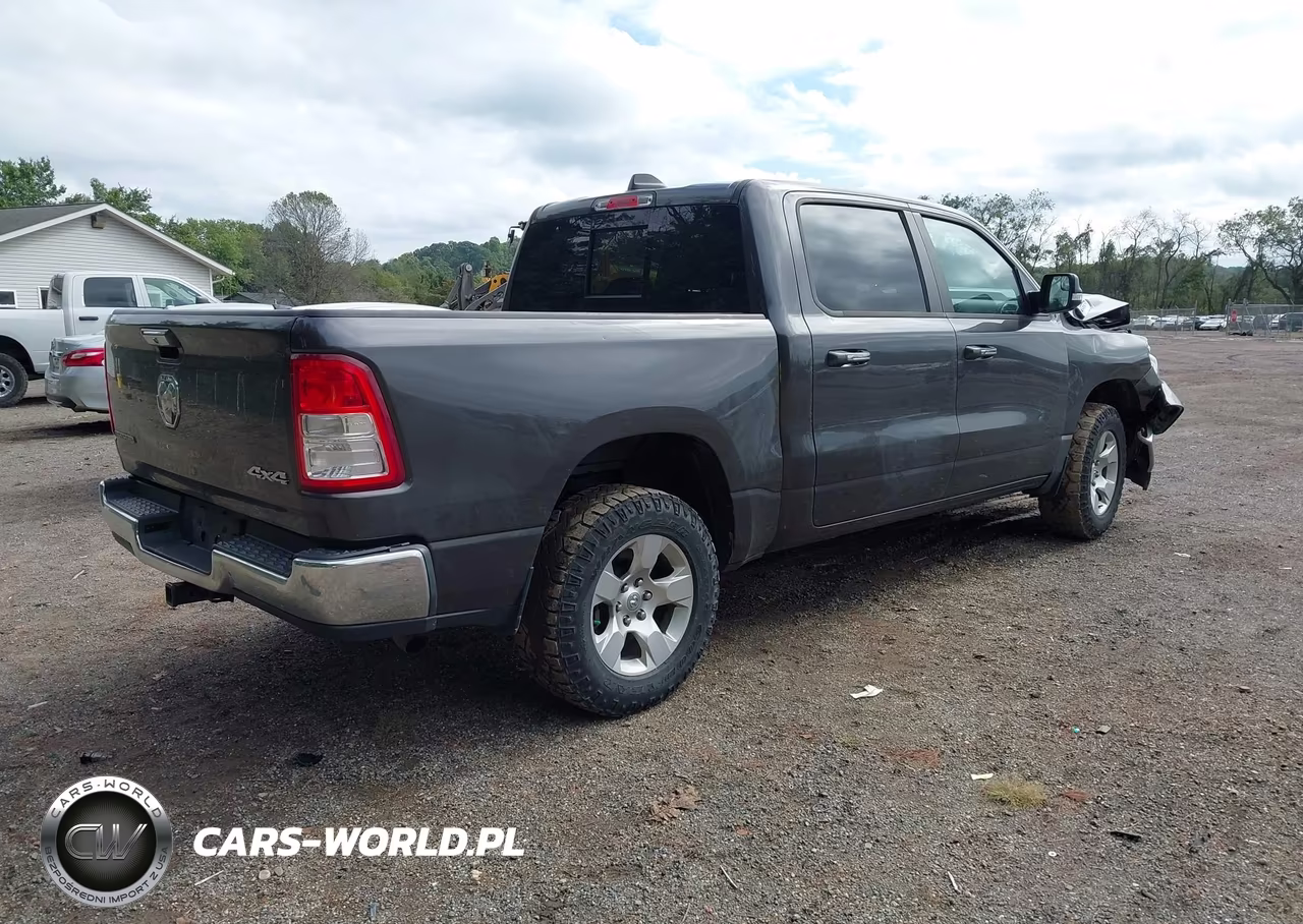 2020 Ram 1500 Big Horn 4X4 5'7 Box VIN:1C6RRFFG3LN239268 - 4