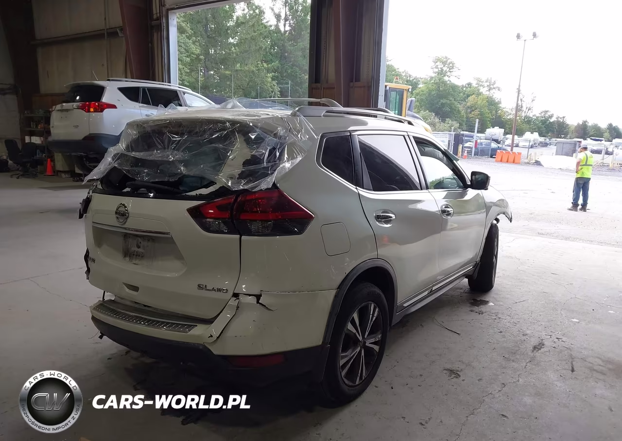 2018 Nissan Rogue Sl VIN:JN8AT2MV5JW309625 - 4