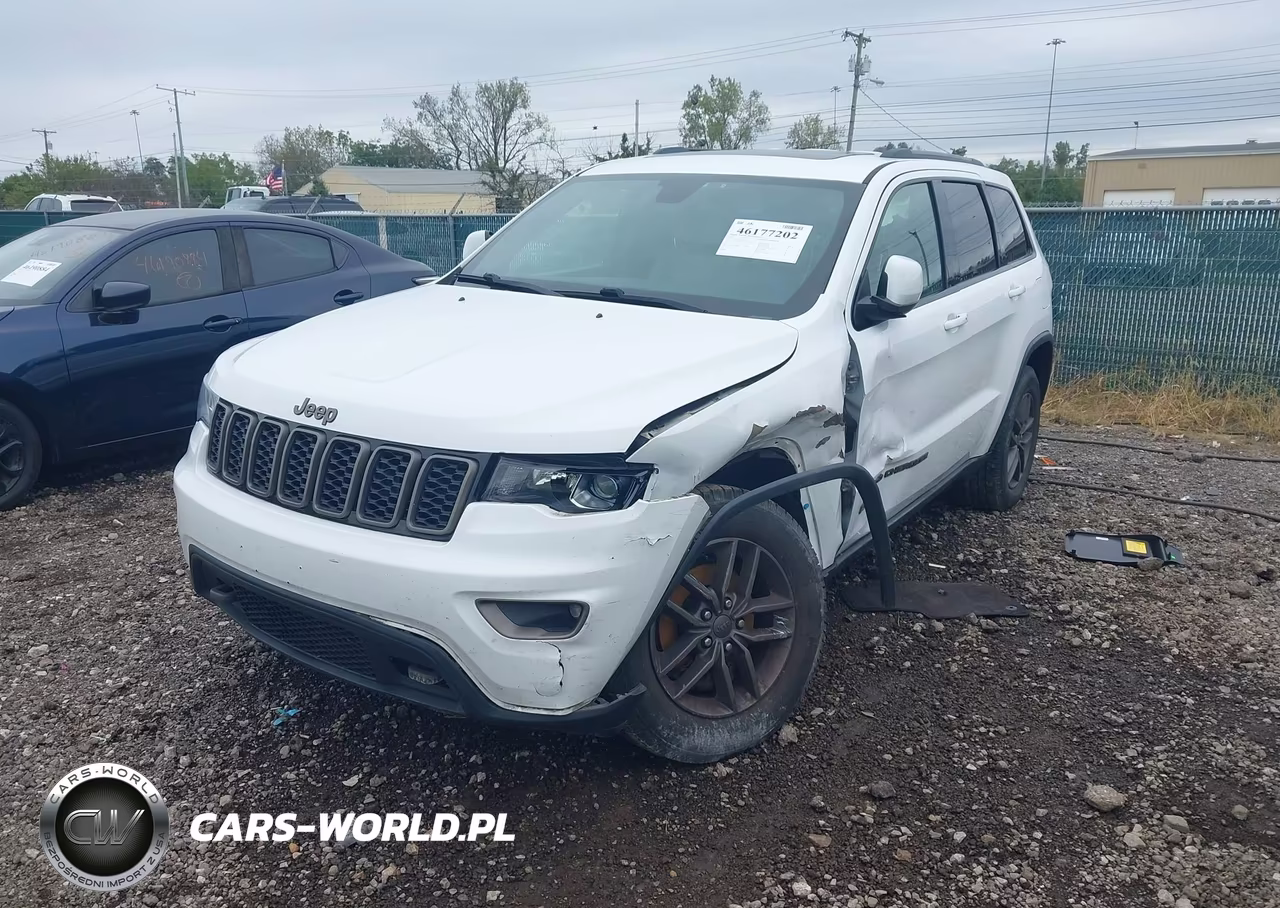 2017 Jeep Grand Cherokee 75Th Anniversary Edition 4X4 VIN:1C4RJFAGXHC628175 - 2